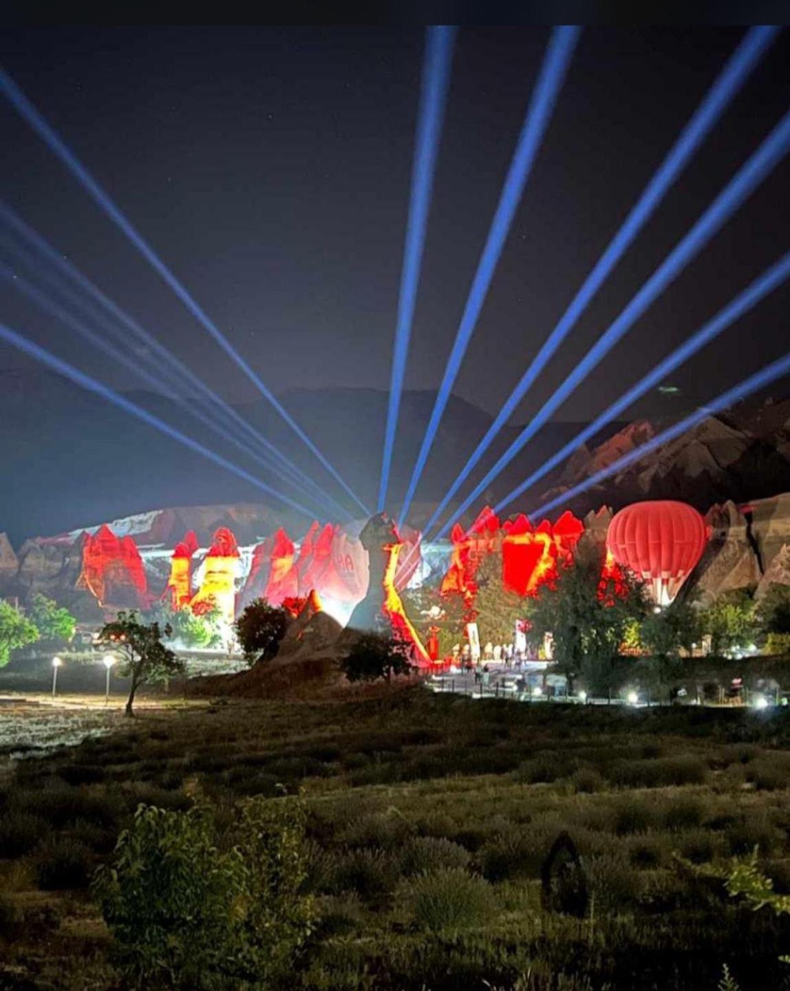 לינה וארוחת בוקר Avanos Atax Cave House מראה חיצוני תמונה