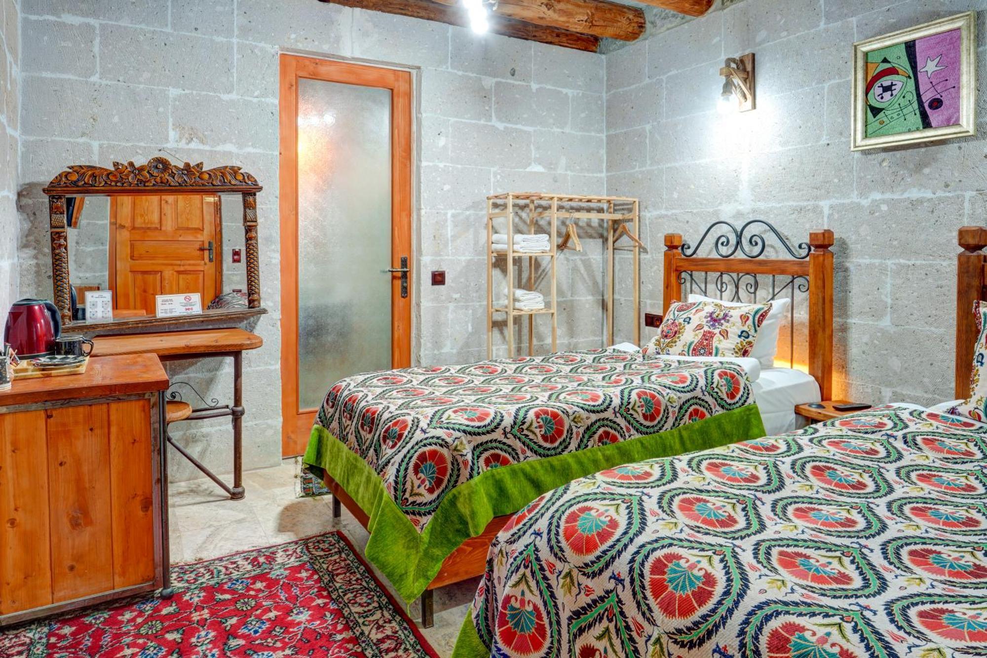 לינה וארוחת בוקר Avanos Atax Cave House מראה חיצוני תמונה