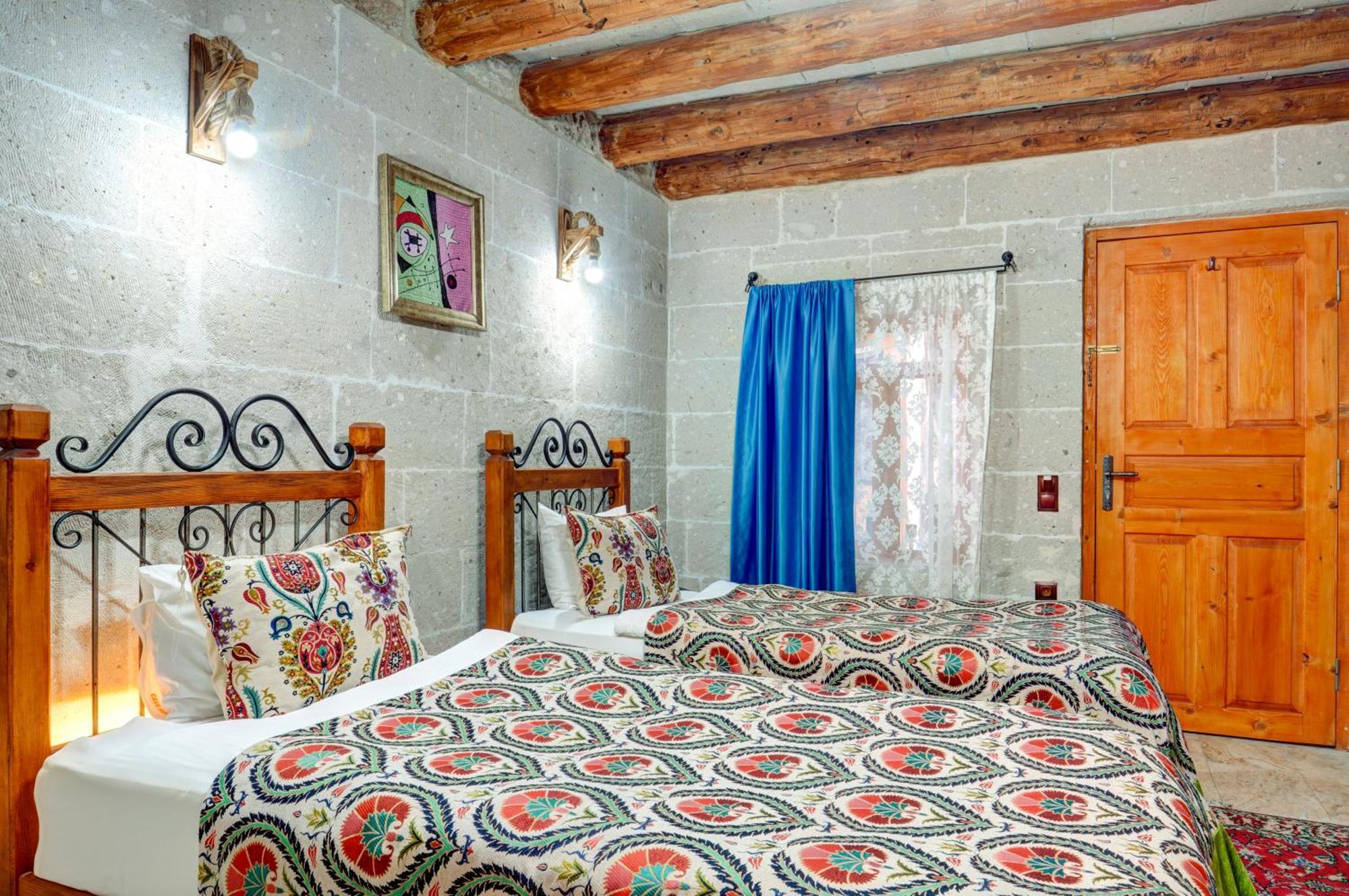 לינה וארוחת בוקר Avanos Atax Cave House מראה חיצוני תמונה